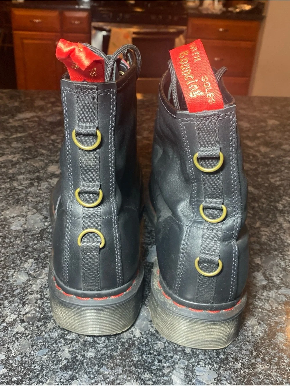 Dr. Martens sturdy black